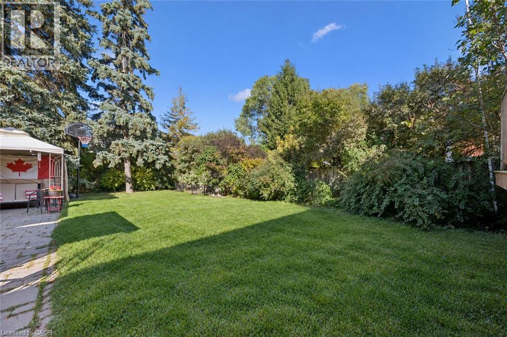 41 Prince Charles Drive Property Photo 20