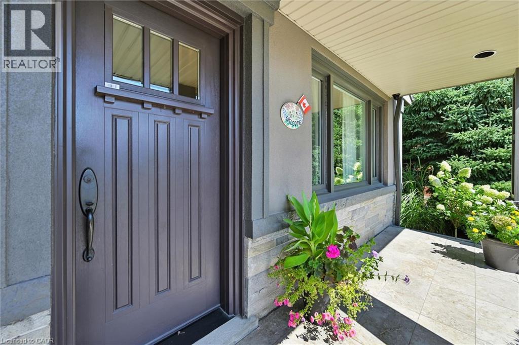 2209 Ghent Avenue Property Photo 4