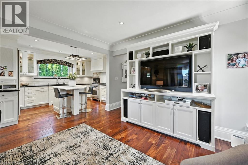 2209 Ghent Avenue Property Photo 10