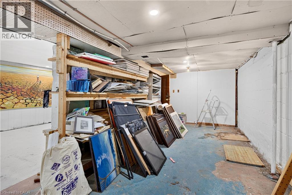 689 Barton Street E Property Photo 27