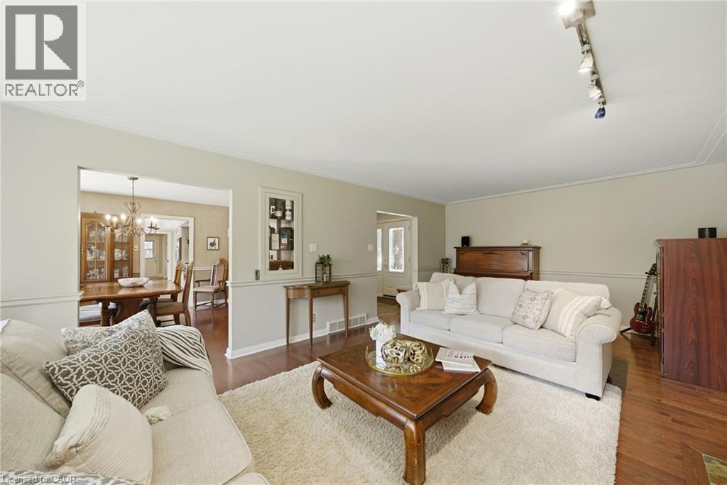 6 Summit Circle Property Photo 9
