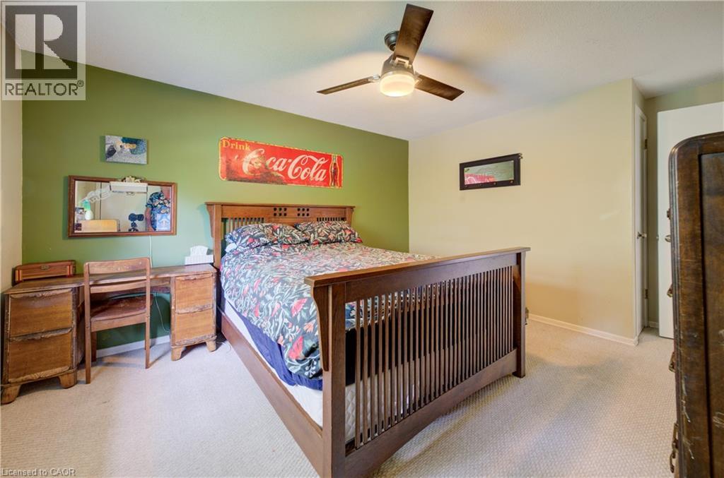 124 Queensway Drive Property Photo 16