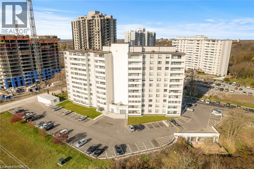 35 TOWERING HEIGHTS Boulevard Unit# 809 Property Photo 1