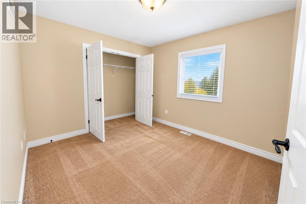 4 Drone Crescent Property Photo 15