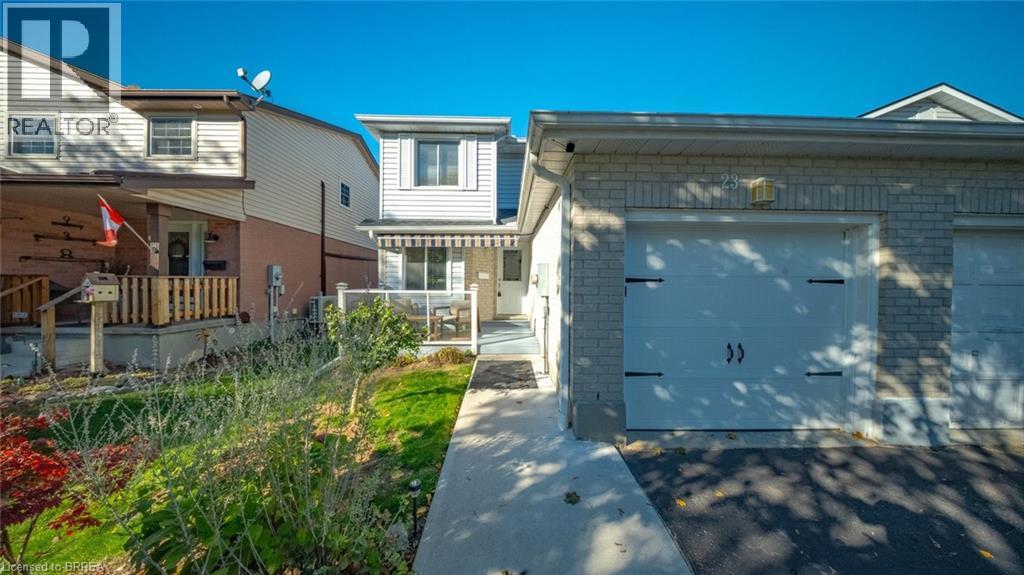 23 Freeman Crescent Property Photo 1