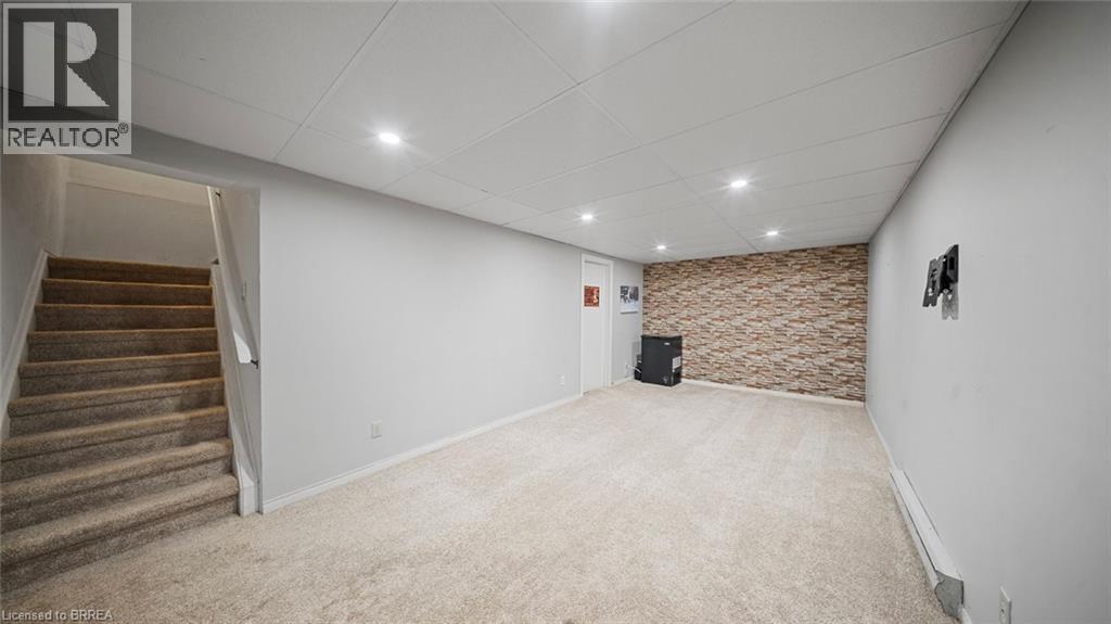23 Freeman Crescent Property Photo 21