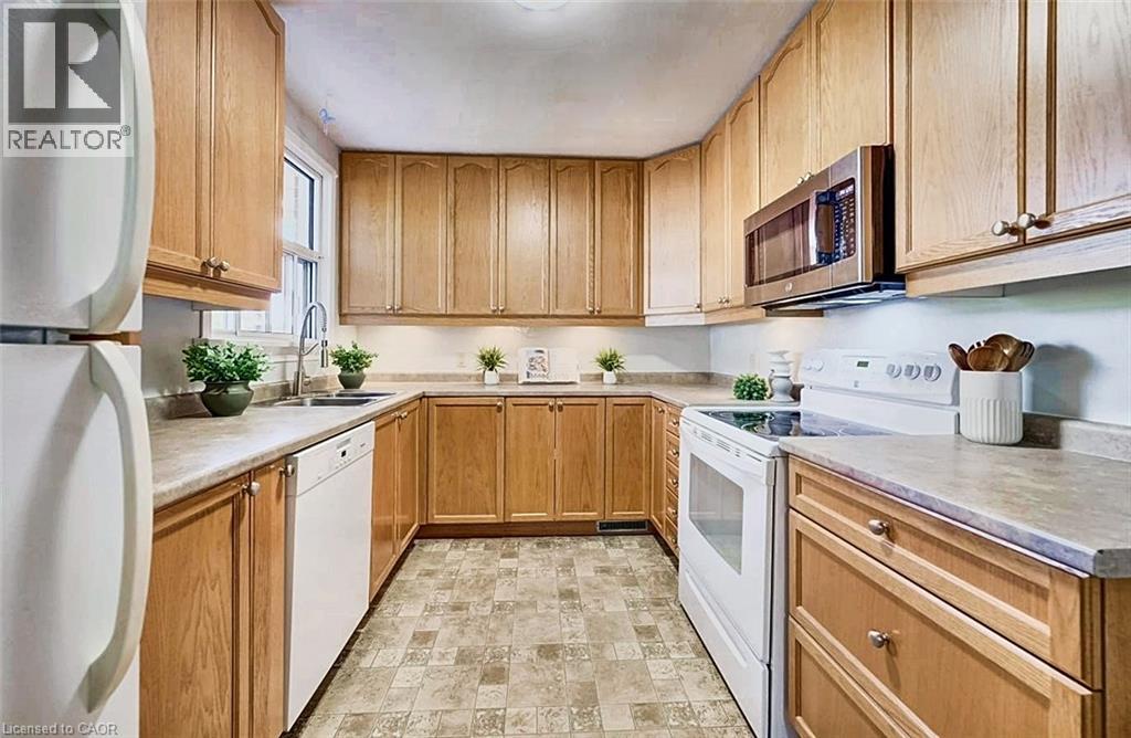 208 Arnold Street Property Photo 9