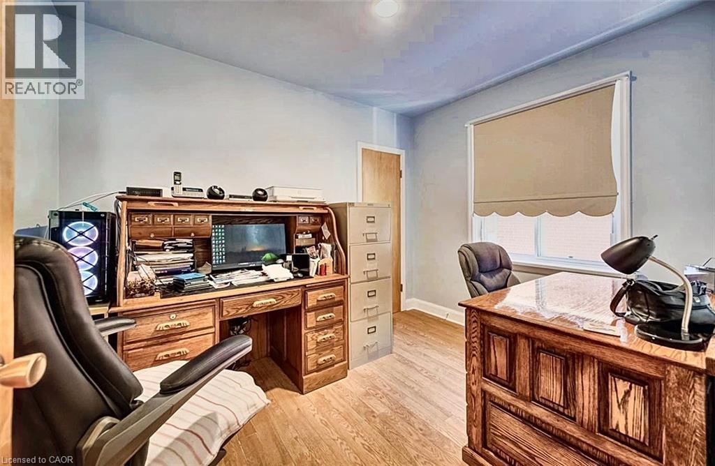 208 Arnold Street Property Photo 15