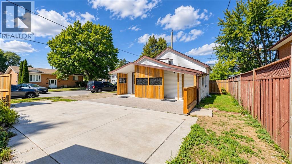 76 Avenue Road Property Photo 3