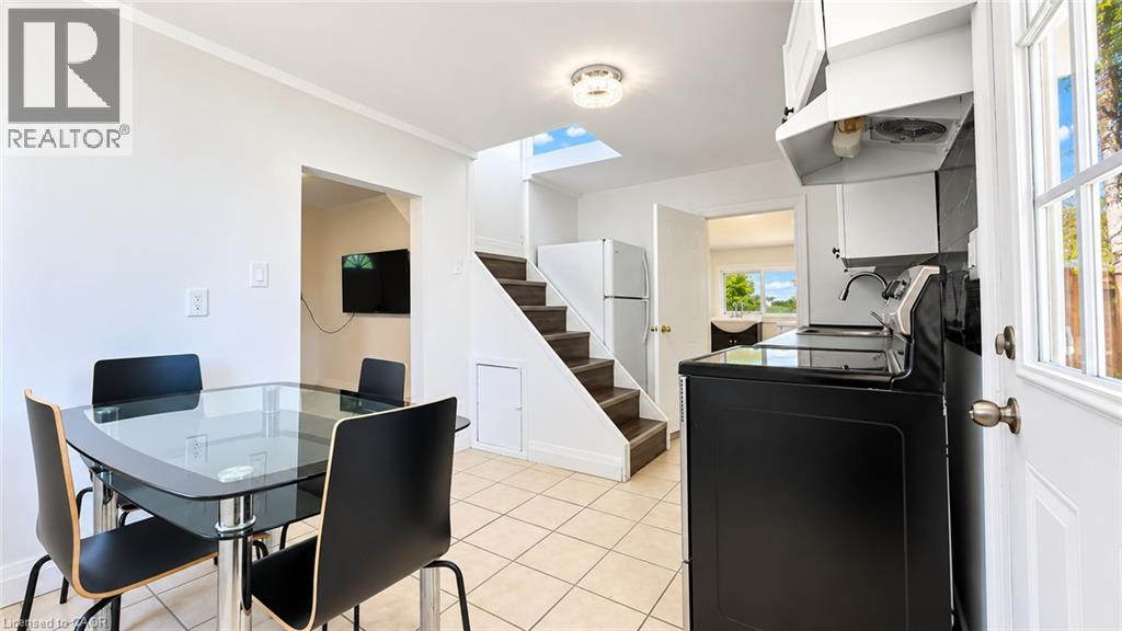 76 Avenue Road Property Photo 8