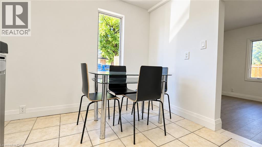 76 Avenue Road Property Photo 10