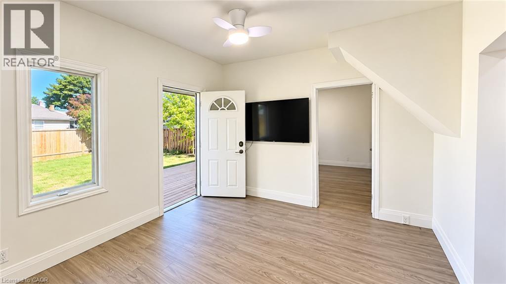 76 Avenue Road Property Photo 17