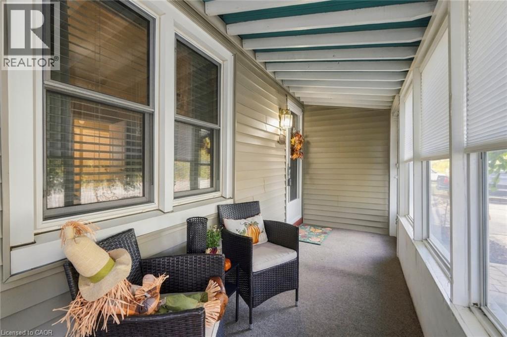 36 Pottruff Road Property Photo 5