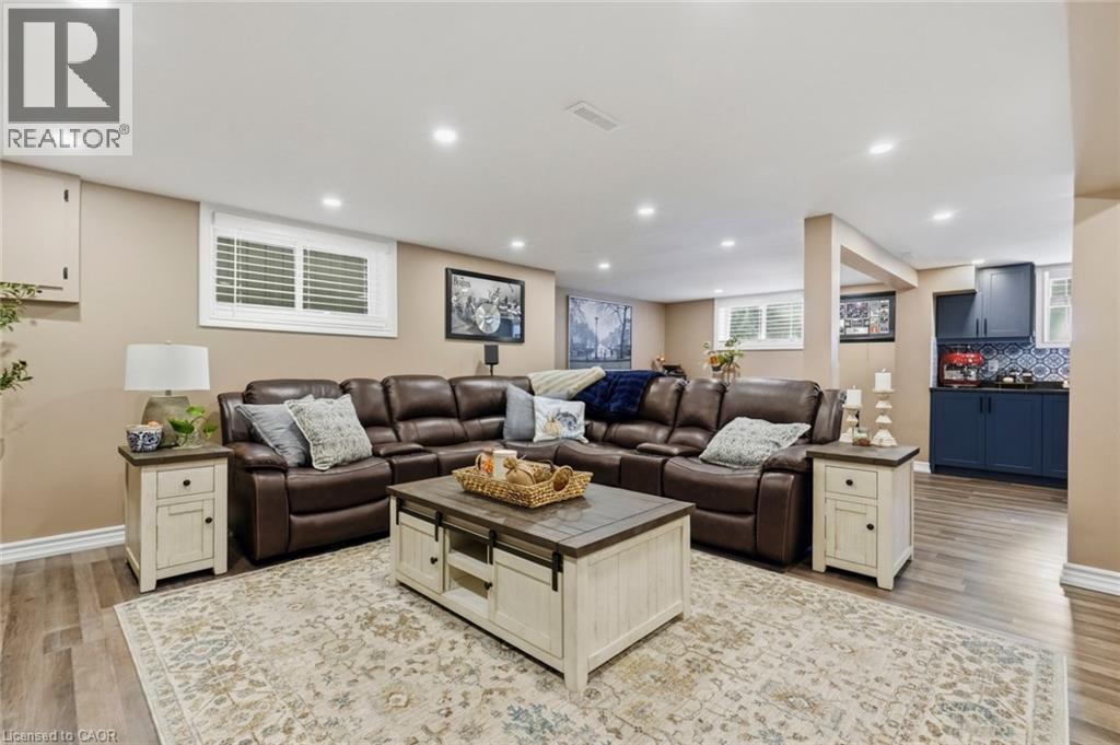 36 Pottruff Road Property Photo 23