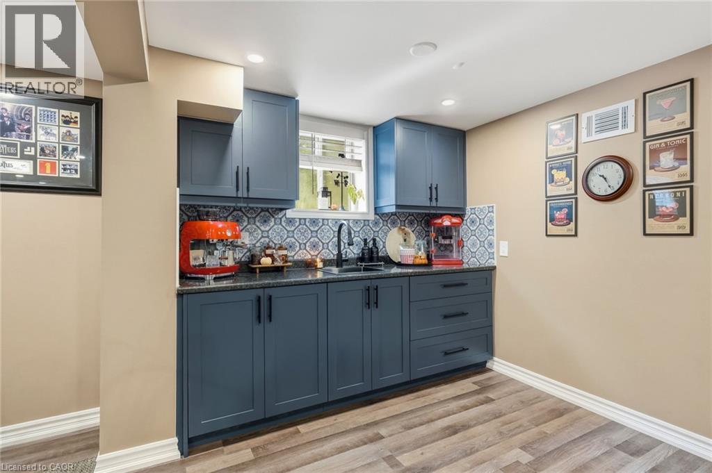 36 Pottruff Road Property Photo 27
