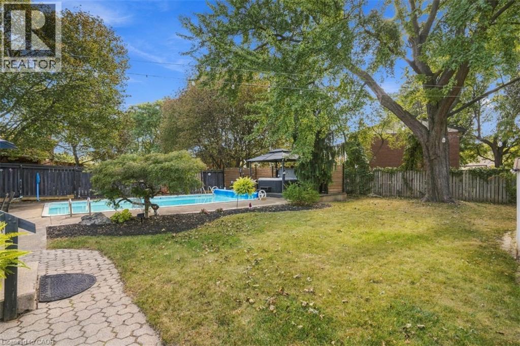 36 Pottruff Road Property Photo 33