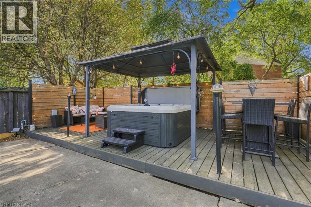 36 Pottruff Road Property Photo 41