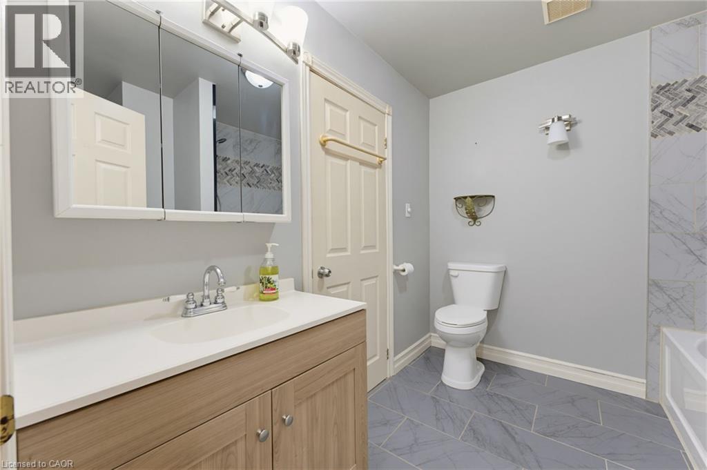 7877 Canborough Road Property Photo 21