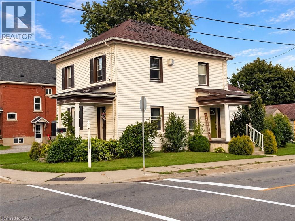 16 Alma Street N Property Photo 3