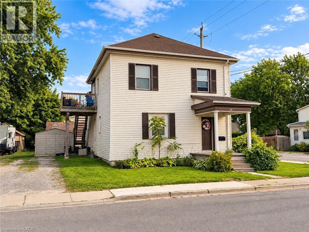 16 Alma Street N Property Photo 4