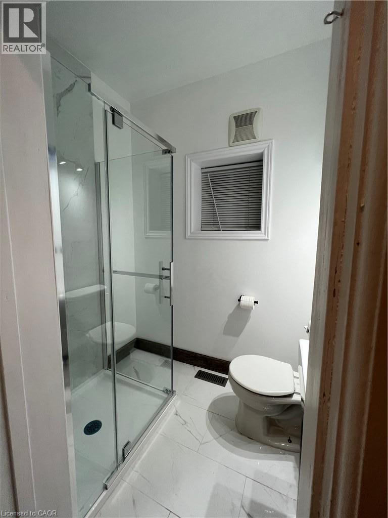 16 Alma Street N Property Photo 33