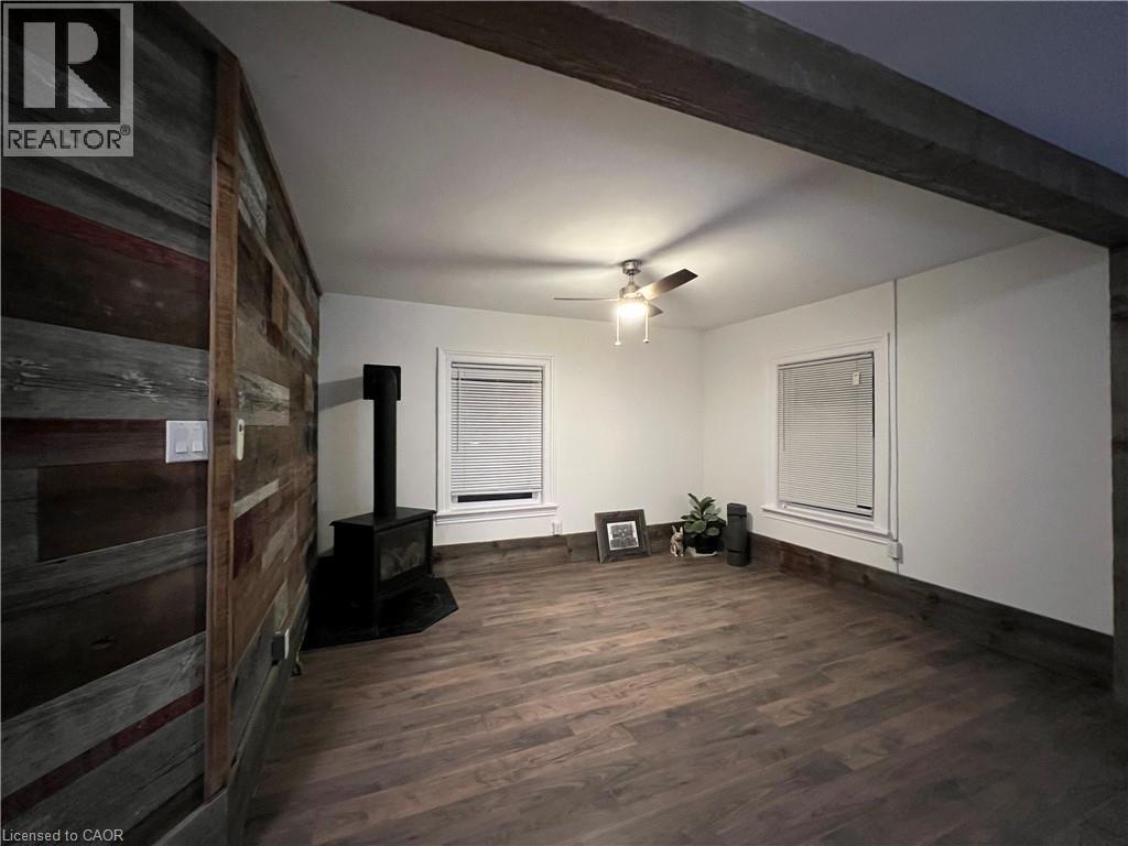 16 Alma Street N Property Photo 41