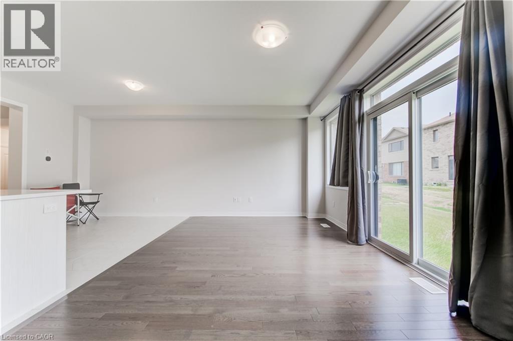 73 Prince Phillip Boulevard Property Photo 15