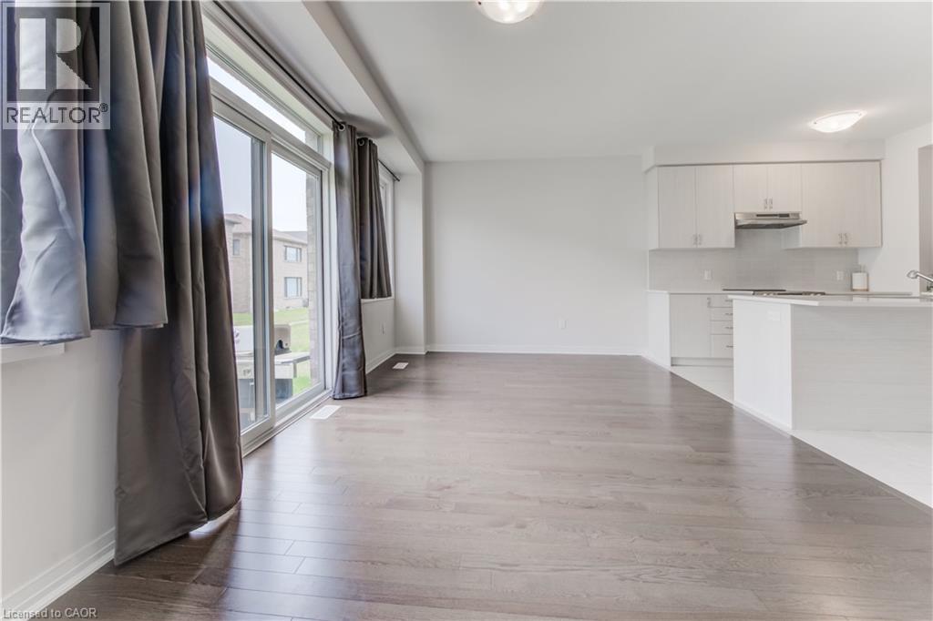 73 Prince Phillip Boulevard Property Photo 16