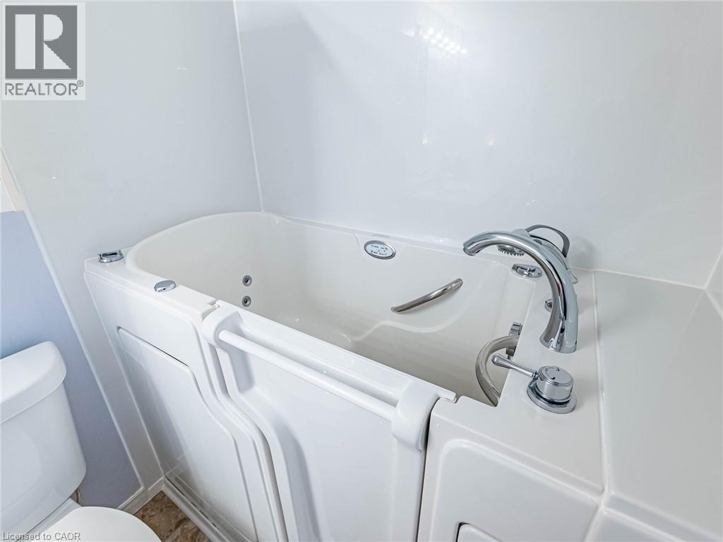 3267 King Street E Unit# 105 Property Photo 19