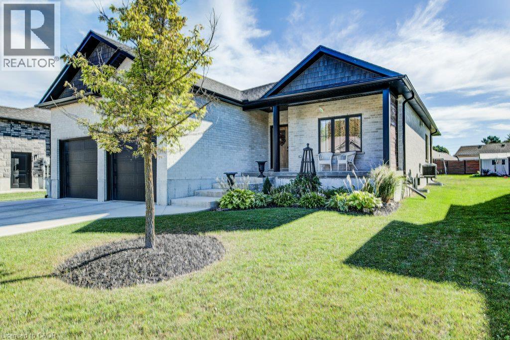 24 Gilmer Crescent Property Photo 4