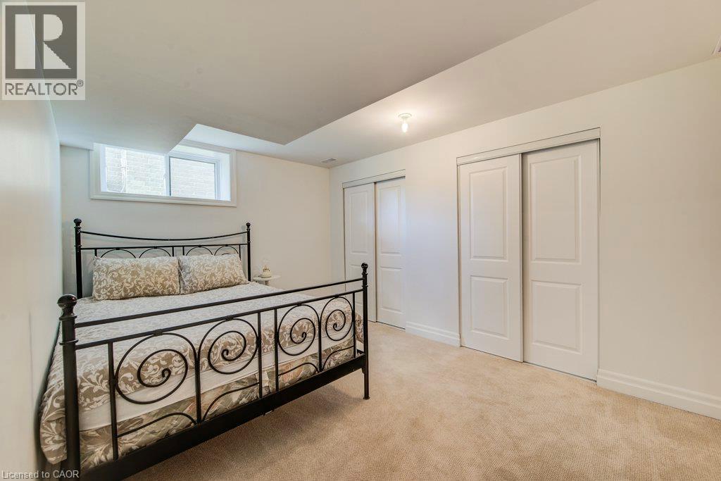 24 Gilmer Crescent Property Photo 42
