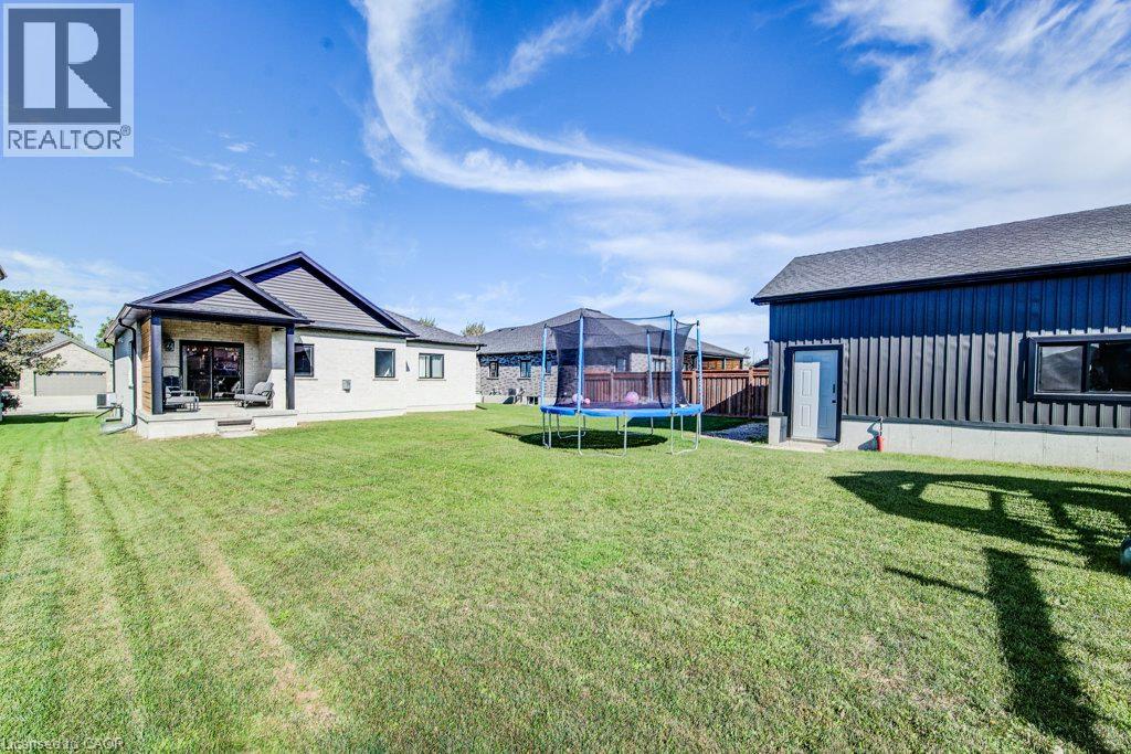 24 Gilmer Crescent Property Photo 47