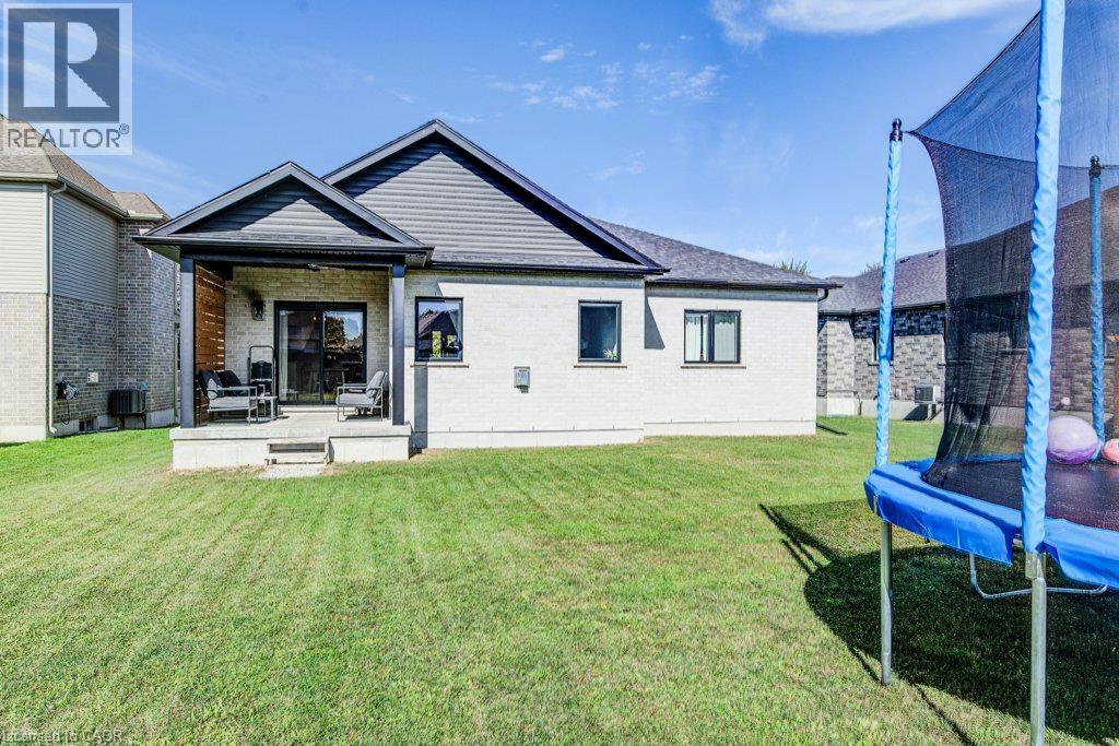 24 Gilmer Crescent Property Photo 49