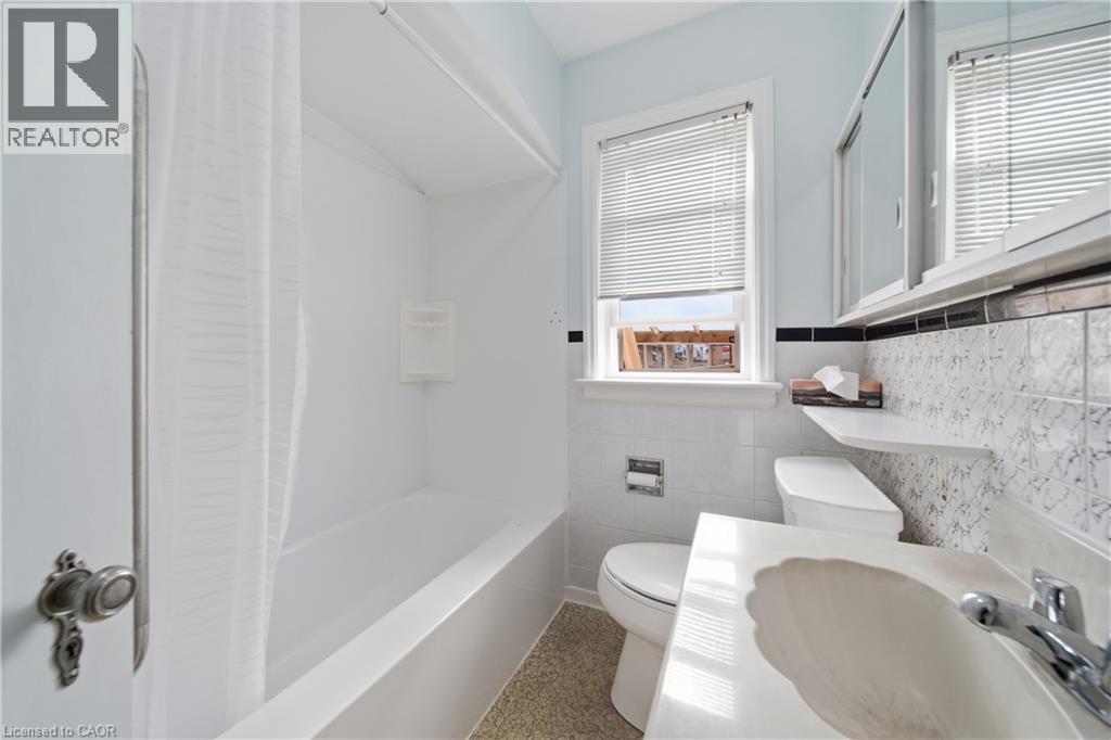 147 Glen Road Property Photo 15