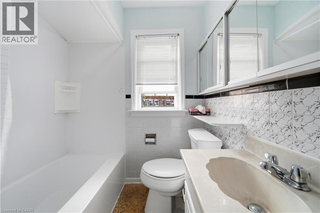 147 Glen Road Property Photo 16