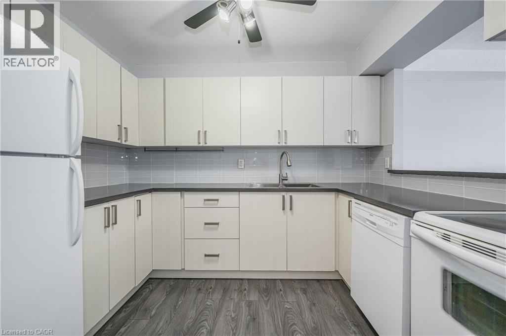 18 Holborn Court Unit# 211 Property Photo 3