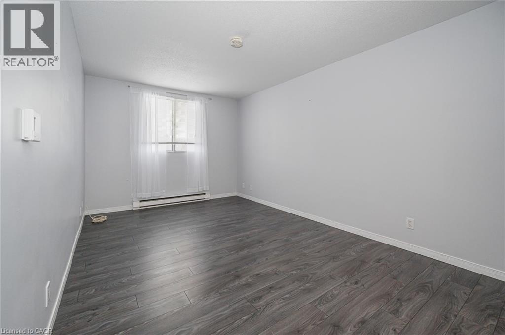 18 Holborn Court Unit# 211 Property Photo 13