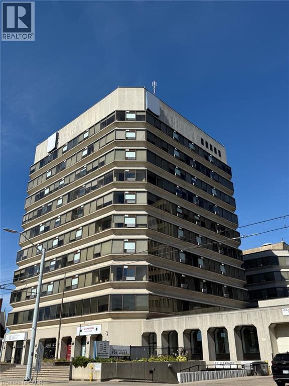 30 Duke Street W Property Photo 1