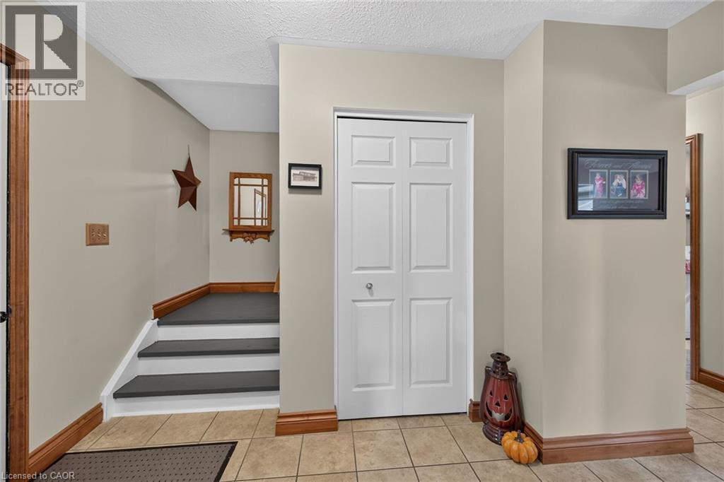 108 Temperance Street E Property Photo 7