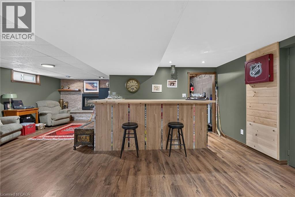108 Temperance Street E Property Photo 32