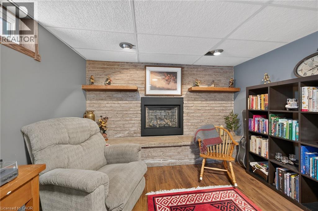 108 Temperance Street E Property Photo 33