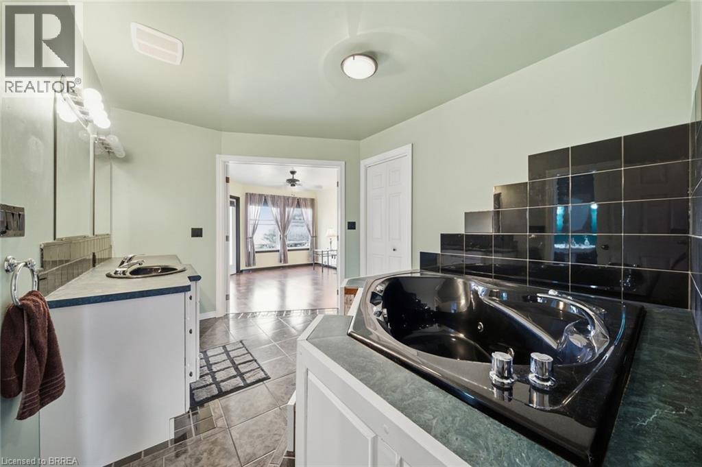 183 Green Lane Property Photo 24
