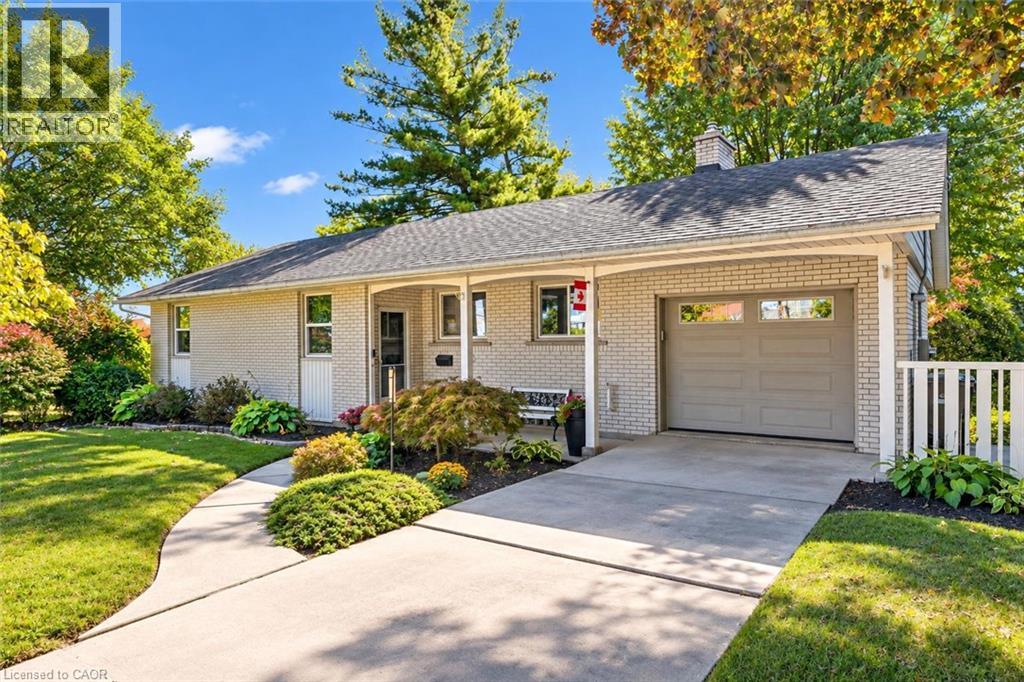 38 Callander Drive Property Photo 2