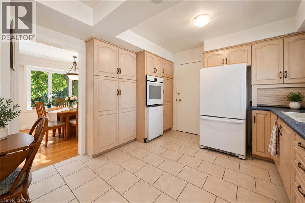 38 Callander Drive Property Photo 7