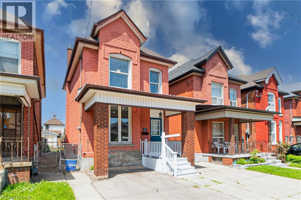 17 Kinrade Avenue Property Photo 1