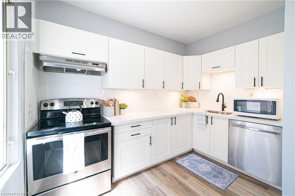 17 Kinrade Avenue Property Photo 8