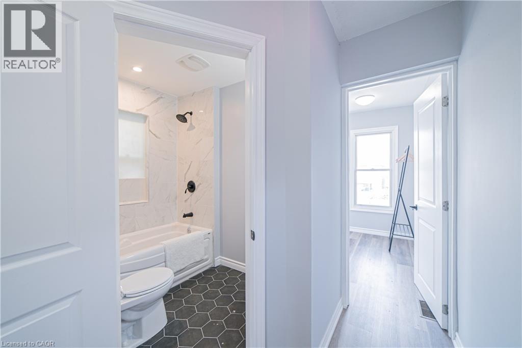 17 Kinrade Avenue Property Photo 16