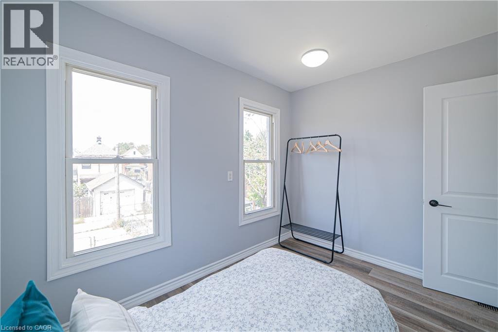 17 Kinrade Avenue Property Photo 21