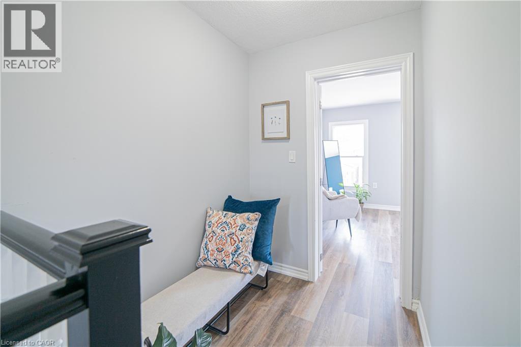 17 Kinrade Avenue Property Photo 28