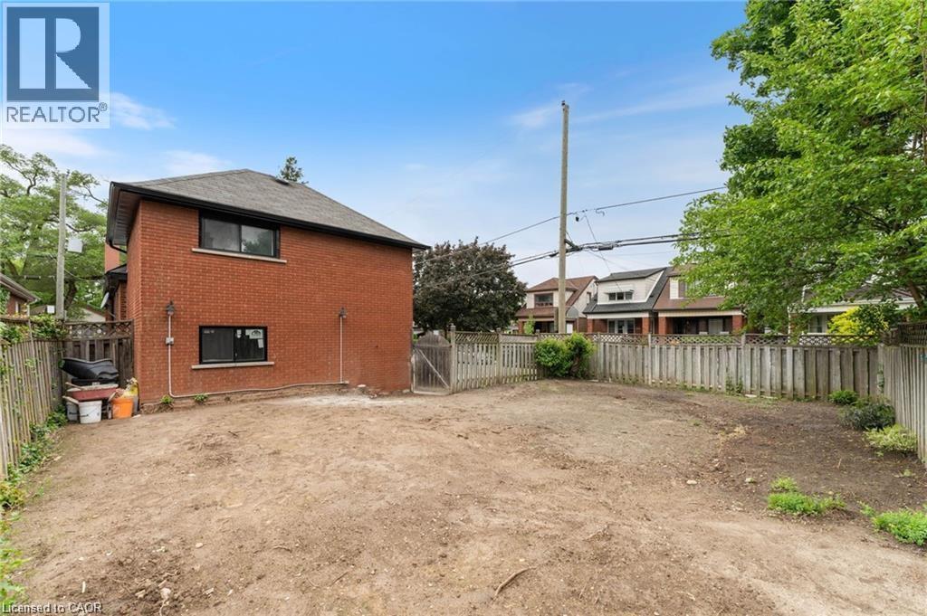 47 Macdonald Avenue Unit# Basement Property Photo 11